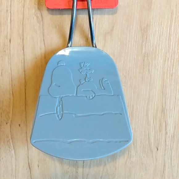 New Peanuts Snoopy Cooking Spatula Turner Kitchen - Picture 3 of 6